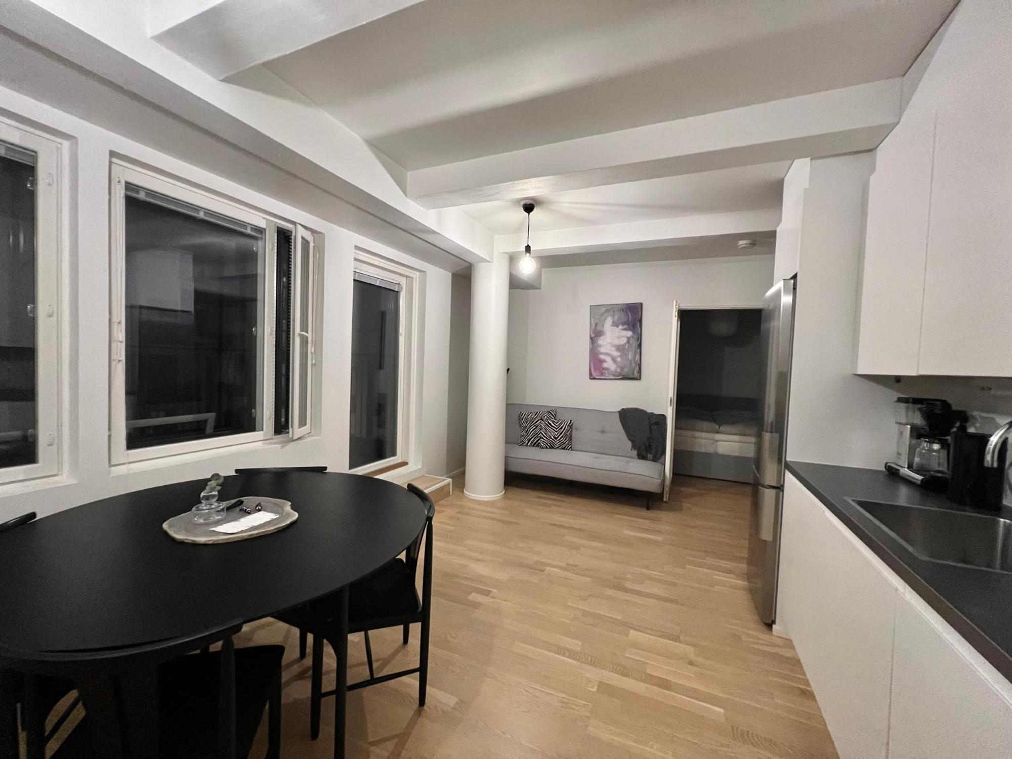 Modern Apartment With Private Terrace Гельсінкі Екстер'єр фото